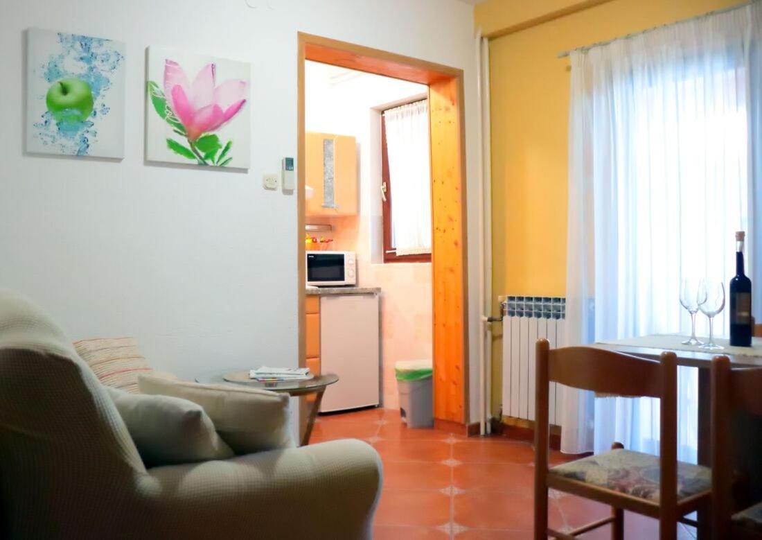 Villa Diana Apartments Пореч Екстериор снимка