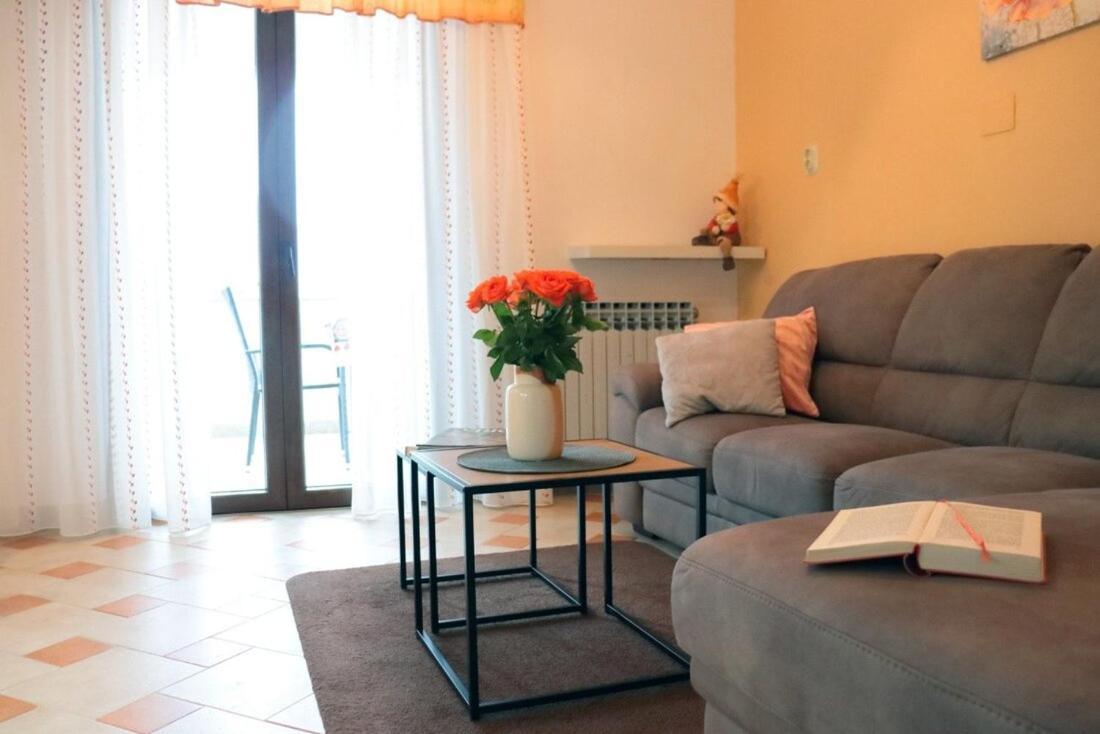 Villa Diana Apartments Пореч Екстериор снимка